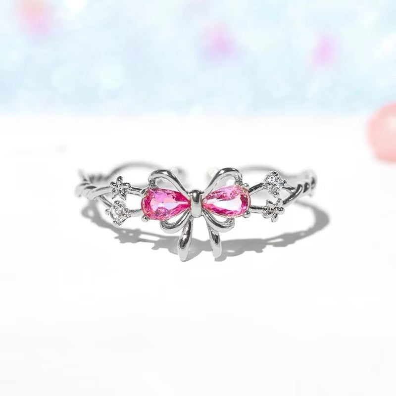 Laila Bow Ring