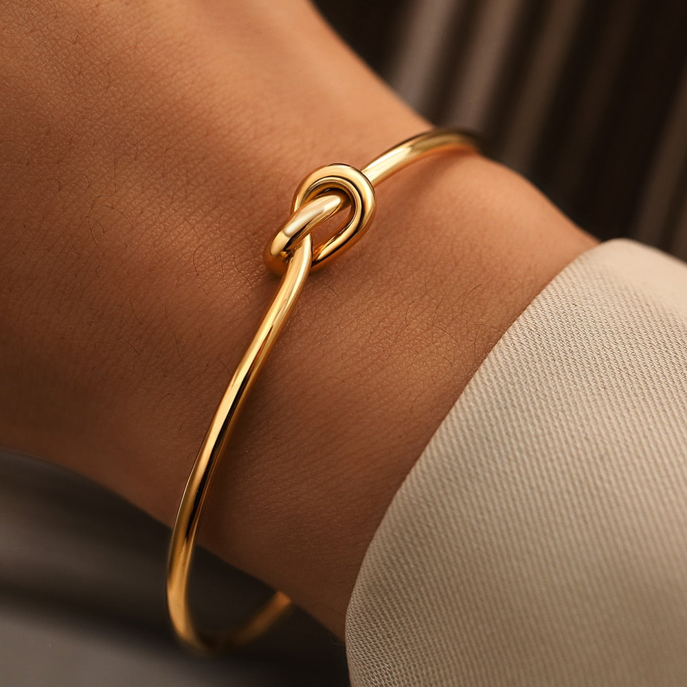 Eternity Knot Bracelet gjou