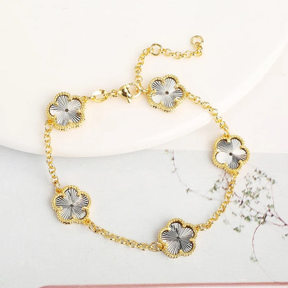 Fluted Clover Bracelet