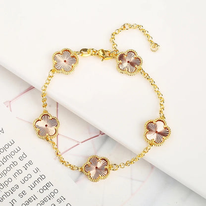 Fluted Clover Bracelet