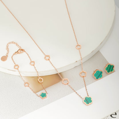 Clover Emerald Necklace