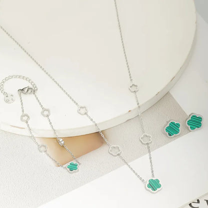 Clover Emerald Necklace