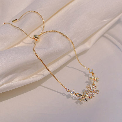 Zircon Petal Bracelet