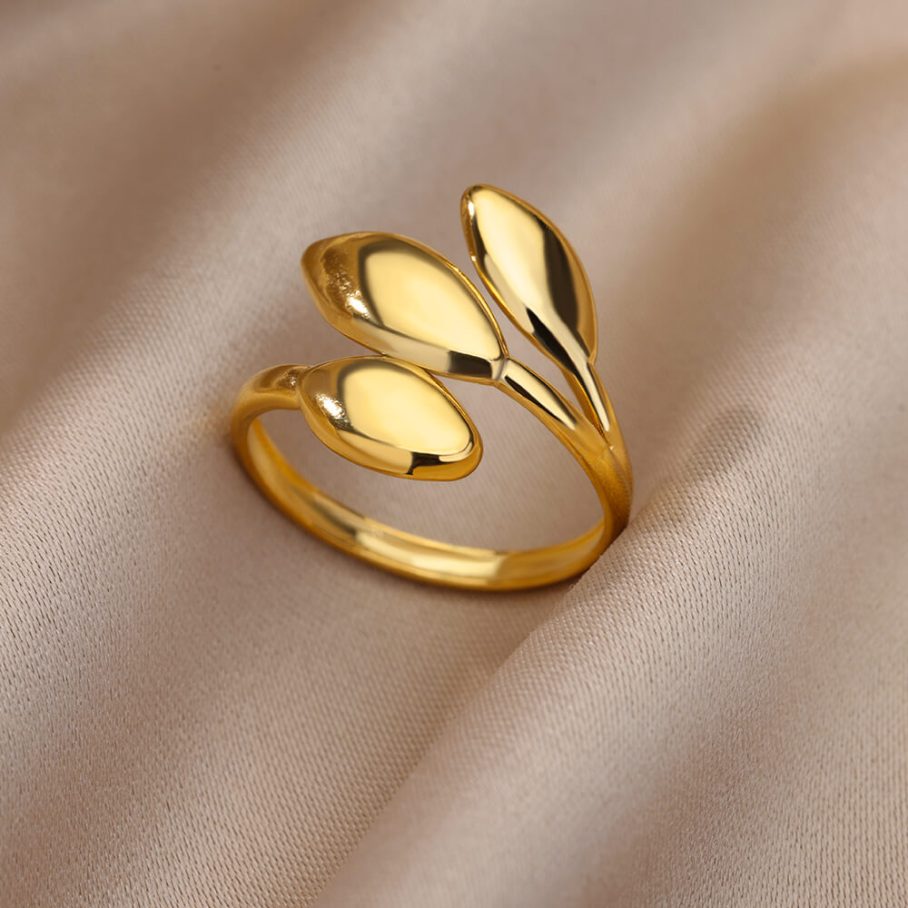 Trinity Gold Ring